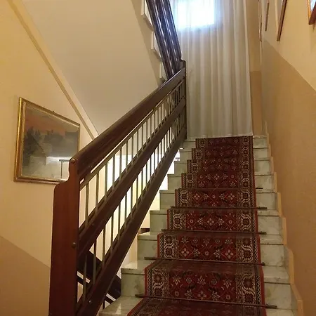 Due Fontane 2* Казальпустерленго